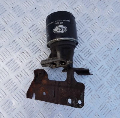 Адаптер масляного фильтра Ford Expedition 1996-2002 (4.6L) F75E 6884 GA; F75Z 6881 GA; F75Z 6881 FA