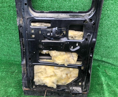 Дверь распашная правая передняя Chevrolet Express 1996-2018 23283998 ; 23283999 ; 15161214 ; 15960983 ; 15954666 ; 15161216