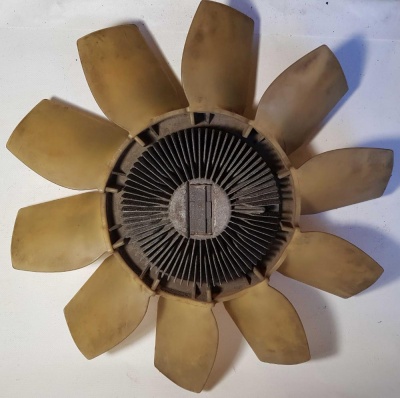 Крыльчатка вентилятора Ford Explorer 3 2002-2005 1L24 8600 AB