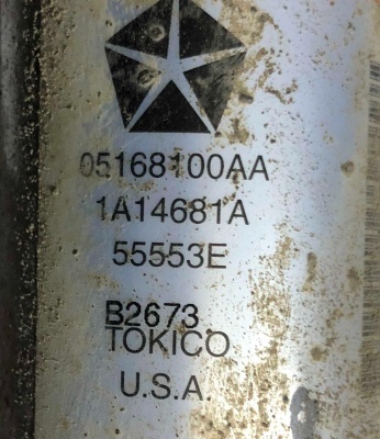 Амортизационная стойка передняя Jeep Grand Cherokee WK2 05168100AA 2011-2015 05168100AA