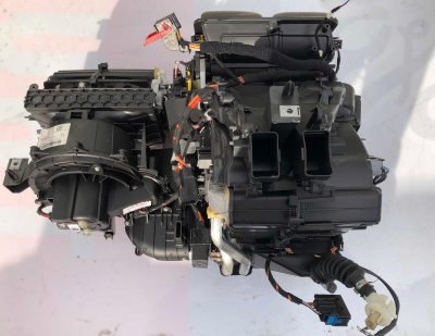 Печка салона торпедо в сборе Leep Renegade 2015-2023 00519617090 ; 68245113AA ; 50T6520200