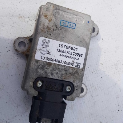 Датчик скорости Cadillac Escalade 2001-2003 15766921