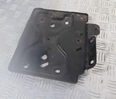 Кронштейн/Площадка АКБ Chevrolet Tahoe 2006-2014 15947428; 15872637; 25826079