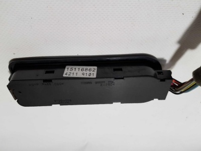 Кнопки памяти и подогрева сидения водительского Chevrolet Tahoe 1999-2006 15116862