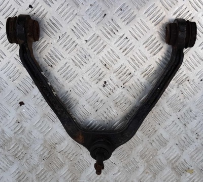 Рычаг подвески передний верхний Chevrolet Tahoe 1999-2006 15864153; 15047200; 12475485; 12474578