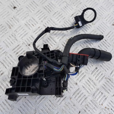 Блок подрулевых переключателей Ford Escape 2007-2012 8L8T 14B522 AJW; 8L8Z 13K359 AA