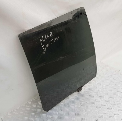 Стекло двери задней правой Ford Expedition 2003-2006 2L1Z 7825712; 2L14 7826224