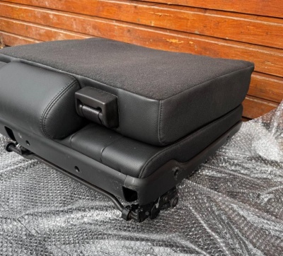 Сиденье третего ряда правое Chevrolet Tahoe 2006-2014 20963259