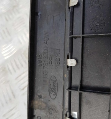 Накладка порога внутренняя передняя правая Ford Explorer 5 BB5Z 7813208 AA; BB53 7813200