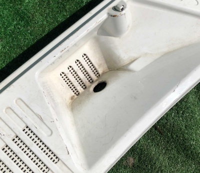 Жабо Hummer H2 2003-2006 19256401 ; 15172555 ; 15179641 ; 15203772 ; 15108413 ; 15203768