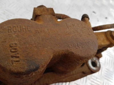 Суппорт тормозной передний правый Ford Explorer 4 2006-2010 6L2Z 2B120 A