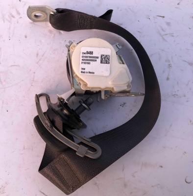 Ремень безопасности второго ряда левый Cadillac Escalade / Tahoe 2015 23468488 ; 23430747
