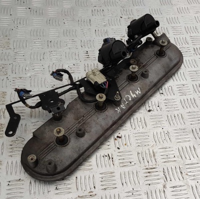 Крышка клапанная ГБЦ левая (4.8-6.2L) LM7; LQ9; LS2; L92; LSX Chevrolet Tahoe 1999-2014 12570427; 12561820; 12559894; 12570696