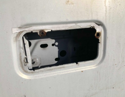 Дверь пассажирская Hummer H2 2003-2009 25887985 ; 10396641 ; 25845884 ; 15249705 ; 15220355 ; 15063269 ; 15185730 ; 15192369 ; 15185730 ; 15192369 ; 15199904 ; 15113788 ; 15129458 ; 21994142 ; 15138382