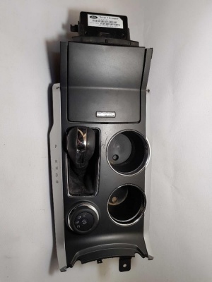 Центральная консоль Ford Explorer 5 2011-2015 DB5Z 78045A76; DB5Z 7804608