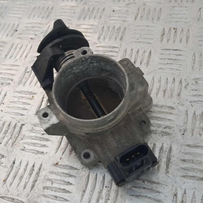 Дроссельная заслонка Ford Escape 2000-2007 2L8E 9E926 AB; F5RF 9B989
