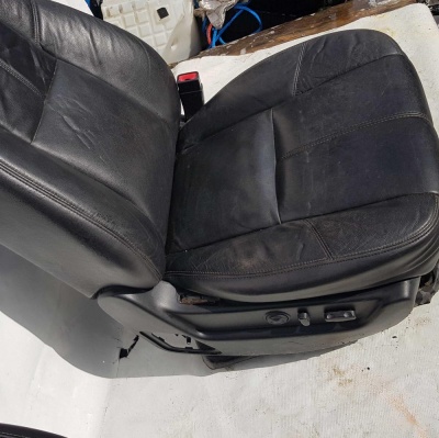 Сиденье пассажирское Chevrolet Tahoe 2006-2010 56434554