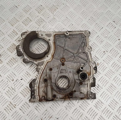 Крышка двигателя передняя с масл. насосом (3.5L;4.2L) Chevrolet TrailBlazer 2001-2009/Hummer H3 2005-2010 12628565; 12576249; 12577097; 12601932; 12586647; 12582737; 12575539; 12569163; 24577548