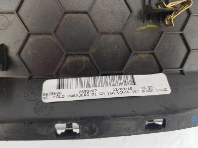 Накладка панели торпедо правая Cadillac SRX 2009-2016 20838686