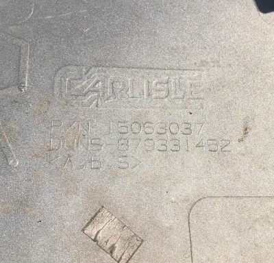 Накладка правая планки лобового стекла Hummer H2 2003-2009 15135994 ; 15063037 ; 15163006 ; 15135986 ; 15162994 ; 15135986 ; 15163000 ; 15162996 ; 15163004