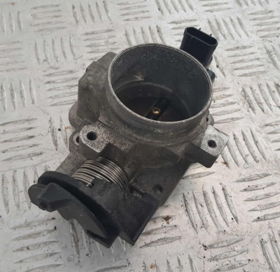 Дроссельная заслонка Ford Escape 2000-2007 2L8E 9E926 AB; F5RF 9B989