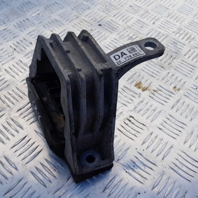 Опора ДВС правая Cadillac SRX 2009-2016 25778693