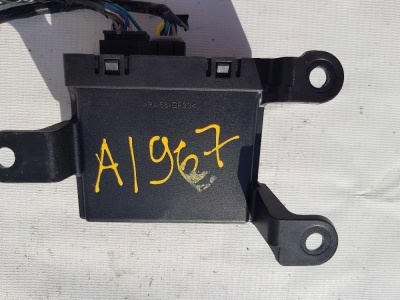 Блок управления парктрониками Chevrolet Tahoe 2006-2009 25857380; 25973805