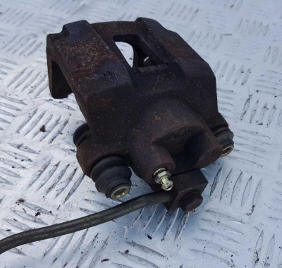 Суппорт тормозной задний правый Lincoln Aviator 2002-2005 6L2Z 2552 A; 2C5Z 2552 AA