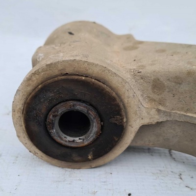 Рычаг подвески передний нижний левый Chevrolet Tahoe/Escalade 2015-2020 84114505; 22853473; 22994468; 23420261