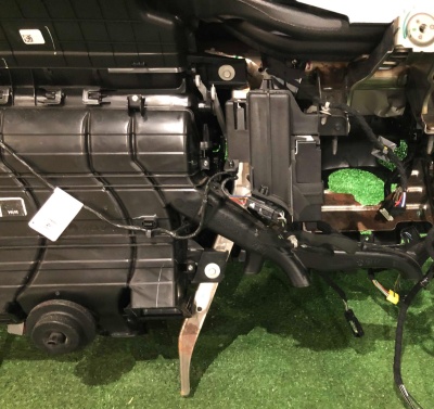 Печка салона торпедная Chevrolet Tahoe 2021-н.в. 24242424