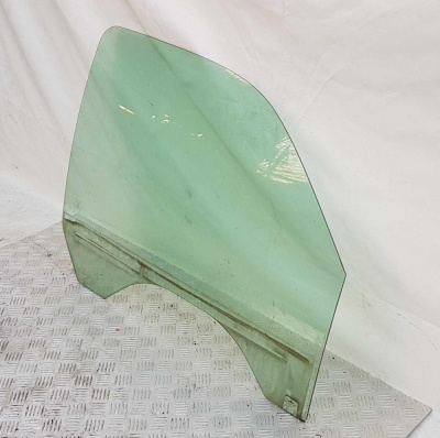 Стекло двери передней правой Chevrolet Tahoe 1999-2006 15891715; 15181039; 15758048; 15705520