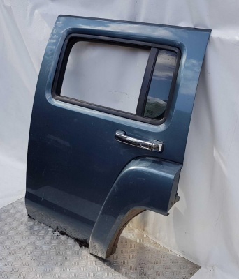 Дверь задняя левая Hummer H3 15934099; 10376733; 15926022