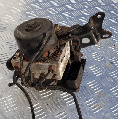 Блок ABS Ford Escape 2000-2005 YL8Z 2C286 DA; YL8Z 2C065 AA; YL8T 2C219 AB