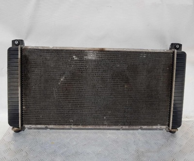 Радиатор двигателя Cadillac Escalade 2006-2014 15841571; 22840117; 22840116