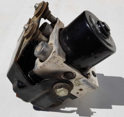 Блок ABS Ford Explorer 5 EB5Z 2C219 B; EB5Z 2C405 C; EB53 2C405 AA; EB53 2C219 AA