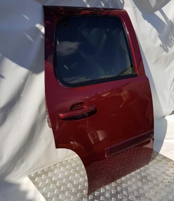 Дверь задняя правая Chevrolet Tahoe 2006-2014 22892598