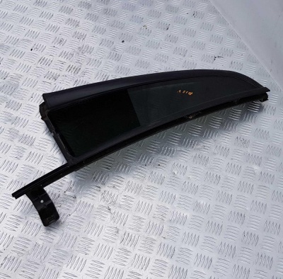 Стекло/Форточка двери задней правой с уплотнителем Ford Expedition 2003-2015 5L14 7825828; 2L1Z 7825380