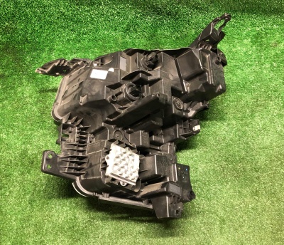 Фара передняя правая Chevrolet Tahoe 2021-н.в. 85547099 ; 84913580 ; 84934280 ; 85004144 ; 85123920 ; 84783470 ; 84832789 ; 84861513