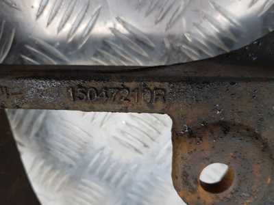 Рычаг подвески передний правый нижний Chevrolet Tahoe 1999-2006 12475480; 15047210R