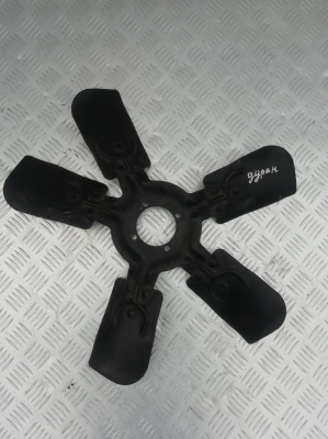 Крыльчатка Dodge Durango 2004-2009; 52028916AC