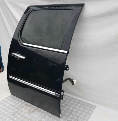 Дверь задняя правая Cadillac Escalade ESV 2006-2014 22892602; 20969016; 20773446; 25912659; 15907036; 25901930; 25837226