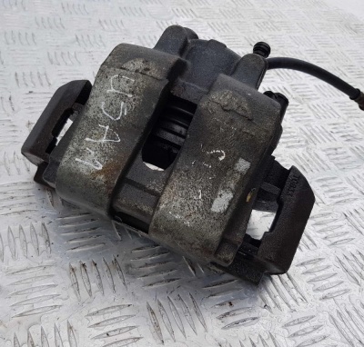 Суппорт тормозной передний правый Ford Escape 2007-2012 7L8Z 2B120 B; 7L8A 2011 A