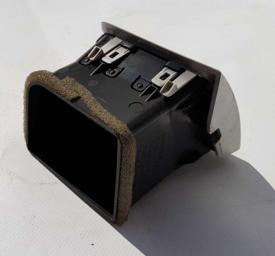 Дефлектор панели торпедо левый Ford Explorer 5 BB53 19893; BB5Z 19893; BB53 19F594