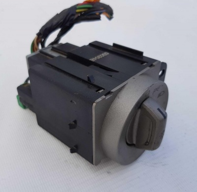 Переключатель головного света Lincoln Navigator 2002-2006 2L7Z 11654 AAA