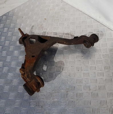 Рычаг подвески передний правый нижний Ford Expedition 1996-2002 XL34 3042 DC; XL3Z 3078 DB