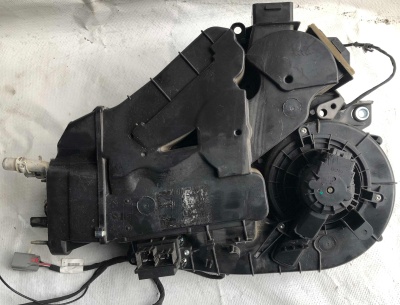 Печка багажника в сборе Cadillac Escalade / Tahoe 2015-2020