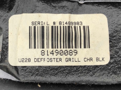 Накладка (решетка) торпедо Lincoln Navigator 2007-2014 7L7Z 78044E82 AA ; 7L74 78046B62 AH/AG