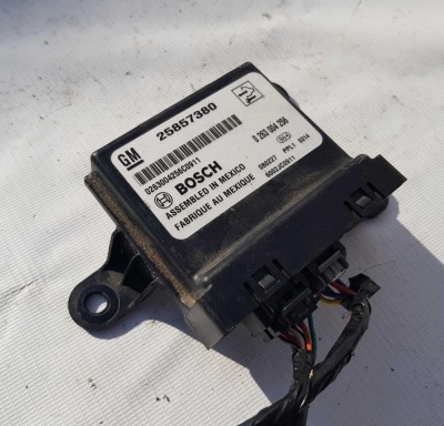 Блок управления парктрониками Chevrolet Tahoe 2006-2009 25857380; 25973805