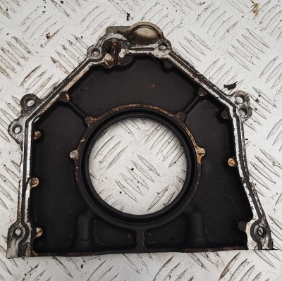 Крышка коленвала задняя (4.6L;5.4L) Ford Expedition/F150/Lincoln Aviator 1997-2007 6L3Z 6K301 AA; F6AZ 6K301 AE; F65Z 6K301 AE; F65E 6K318 AE