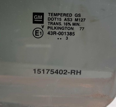 Стекло двери задней правой Chevrolet Tahoe 2006-2014 15175402; 15175400